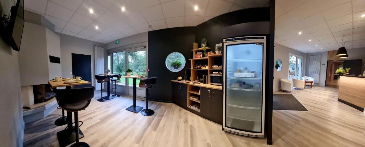 Hotel Pont De Senard Montaigu-Vendee Eksteriør bilde
