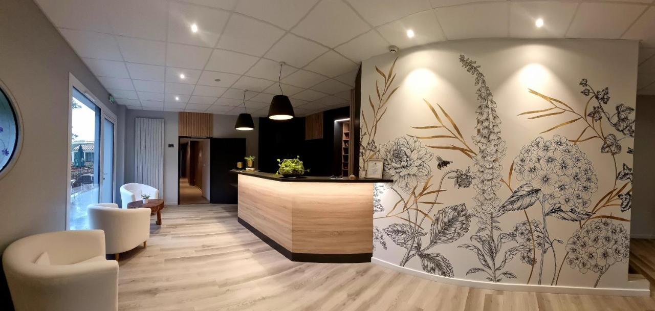 Hotel Pont De Senard Montaigu-Vendee Eksteriør bilde